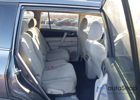 2013 Toyota Highlander Base Plus V6 из США, поврежденный, VIN 5TDBK3EH9DS179421